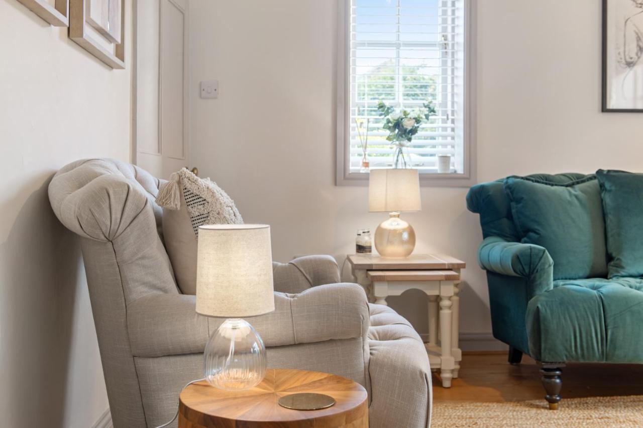 Beautiful 2 Bedroom Cottage In Oxton Oxton  Exterior photo