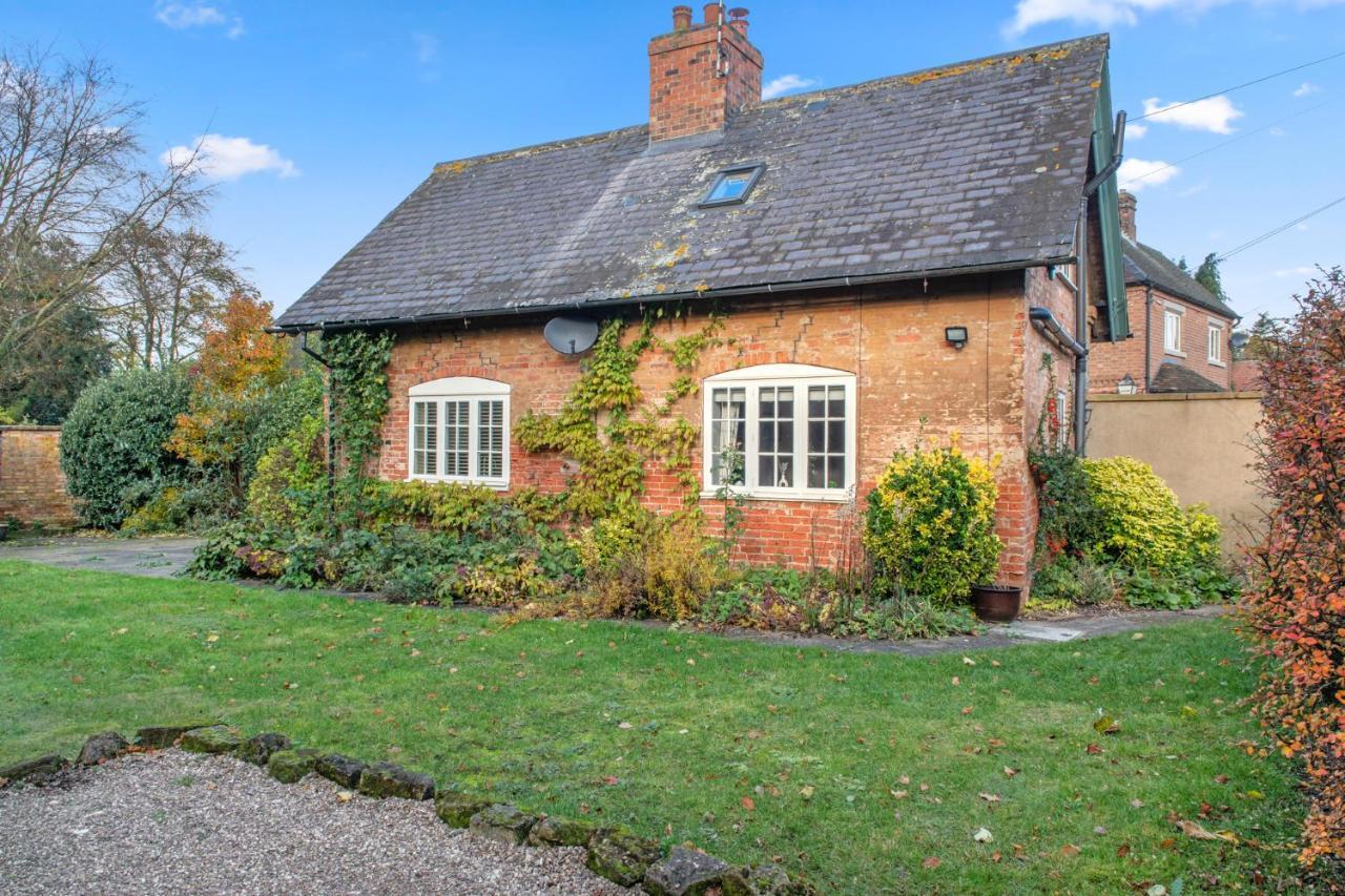 Beautiful 2 Bedroom Cottage In Oxton Oxton  Exterior photo