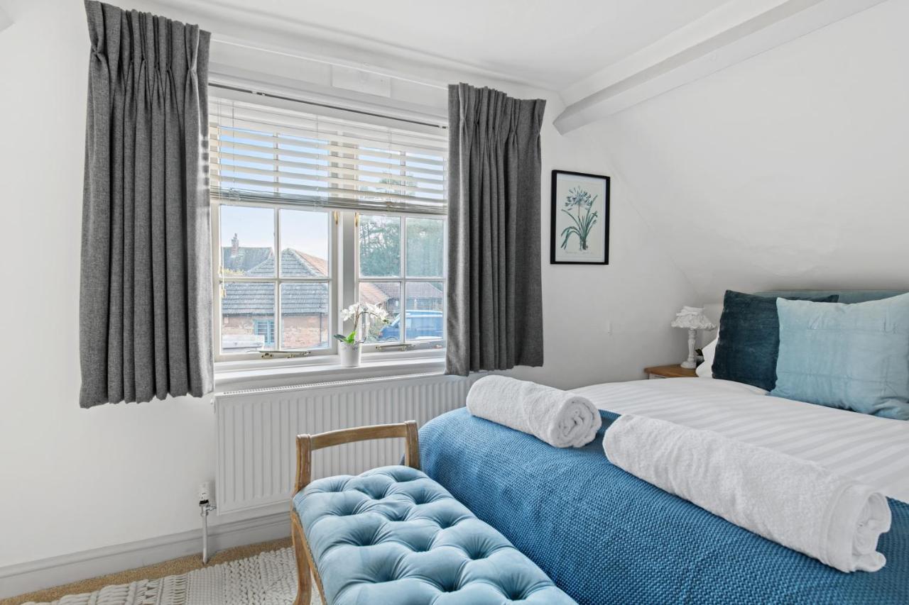 Beautiful 2 Bedroom Cottage In Oxton Oxton  Exterior photo